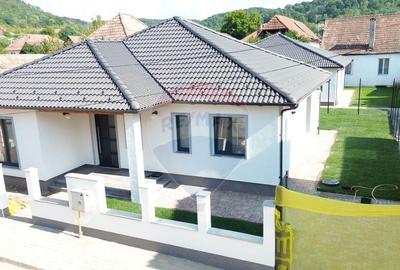 Casa de vanzare noua construita in 2025 - 3