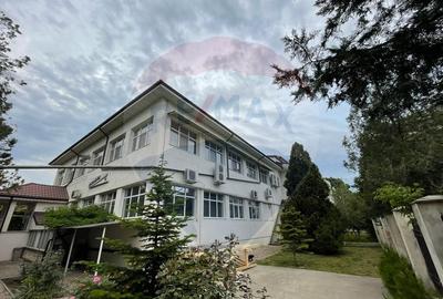 Spa?iu comercial de 1,700mp de inchiriat in zona Centrala - 2