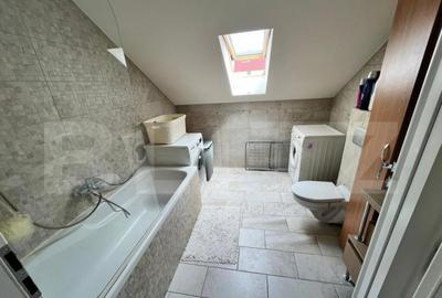 Apartament de vanzare, cu 4 camere, 98 mp, zona ?trand - 9