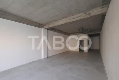 Spațiu comercial, de 65 mp, în Central