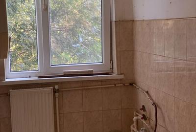 Garsonieră decomandată în Barieră - 1