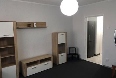 Garsonieră decomandată în Costin Georgian - 3