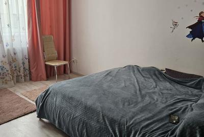 Apartament cu 3 camere semidecomandat în Sălăjan - 12