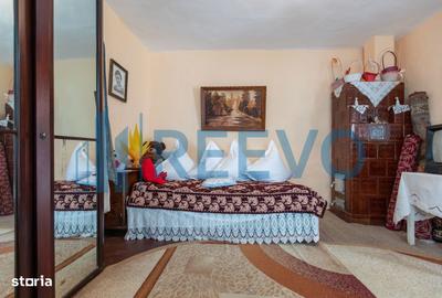 Casă cu 5 camere cu Teren 3365 Mp în Corbasca - 13