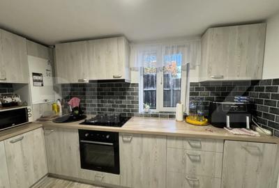 Casă cu 6 camere cu Teren 2500 Mp în Central - 14