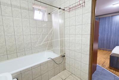 Intr-adevar unic. Apartament cu 3 camere, peste 90 mp, Cernauti - 28