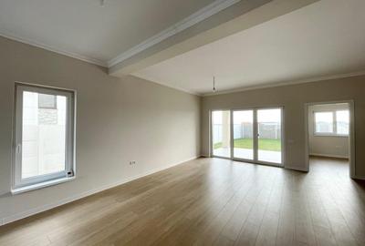 Duplex cu 5 camere cu Canalizare în Moșnița Nouă - 2