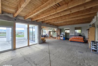 Spațiu comercial, de 240 mp, în Central - 16