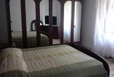 Casă cu 3 camere în Tudor Vladimirescu - 1