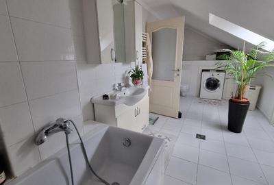 Apartament 3 camere semicentral pe 2 niveluri - 11
