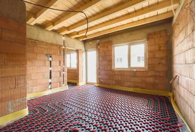 Duplex cu 4 camere cu Teren 250 Mp în Sânpetru - 9
