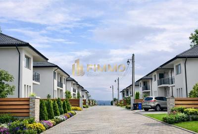 Duplex cu 4 camere cu Canalizare în Ipotești - 10