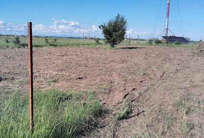 Teren de 303 mp, în Bradu - 5