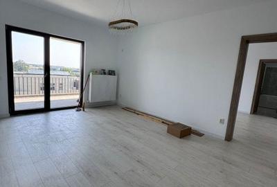 Apartament cu 3 camere decomandat în Rahova - 2