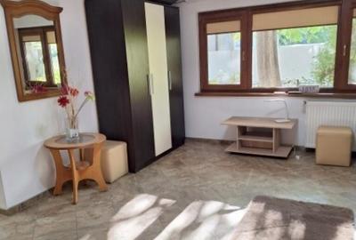 Inchiriez garsoniera decomandata, 40mp, Piata Alba Iulia, 340euro - 5
