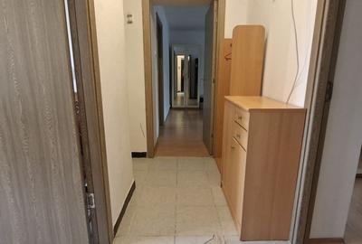 Apartament cu 2 camere - P-ta 700/Business Center - 12