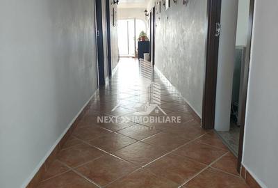 Casă cu 9 camere cu Teren 499 Mp în Limanu - 11