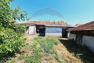 Casa  de vanzare cu teren de 2490mp Hidiselu de Sus - 8