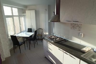 Inchiriere apartament 3 camere Bulevardul Libertatii - 8