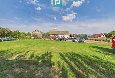 Casa cu 2 camere nou renovata cu anexa in Nadab - 3