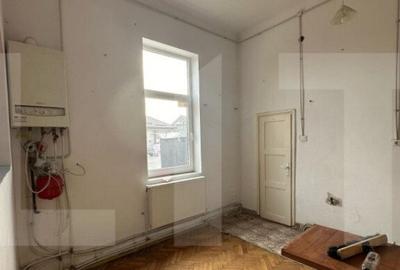 Spatiu comercial 120 mp, 4 parcari, zona strazii Paris - 30