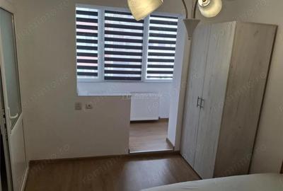 Apartament cu 3 camere semidecomandat în Micro III - 11