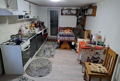 Casă cu 4 camere în Pojorâta - 5