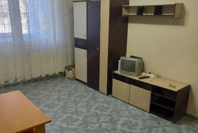 Garsonieră decomandată în Hipodrom - 1