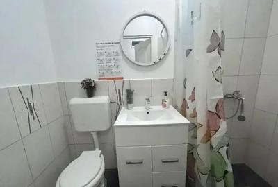 Spațiu comercial, de 73 mp, în Central - 2