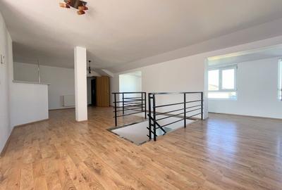 Apartament deosebit de vânzare - mansardă spațioasa Apartament deosebit de vânzare - mansardă spațioasa - 9