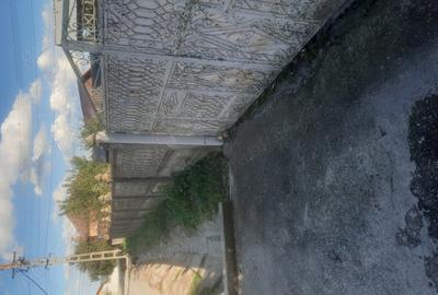 Vand casa in comuna Orlesti - 2