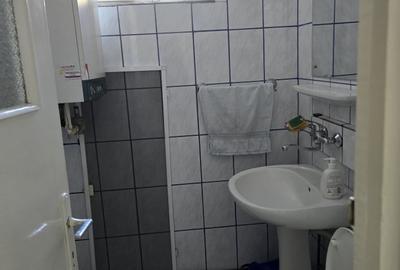 Apartament cu 4 camere decomandat în Central - 6