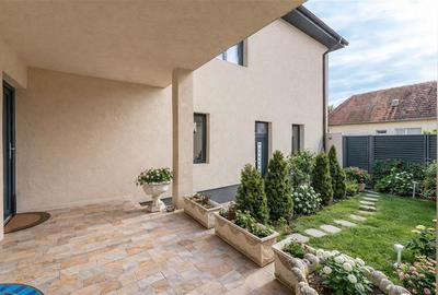 3D! Vila high tech, cu semineu, jacuzzi, terasa, 10 camere, Central, Brasov - 3