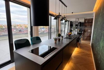 Apartament cu 4 camere semidecomandat, mobilat în 1 Mai - 14