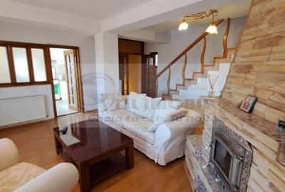 Casă individuală cu 5 camere cu Canalizare în Bucium - 8