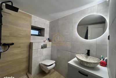 Casă cu 6 camere cu Teren 14300 Mp în Remetea Chioarului - 10