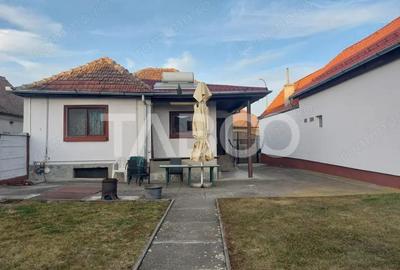 Casă cu 4 camere cu Teren 554 Mp în Central - 10