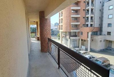 Apartament cu 3 camere în Cetate - 2