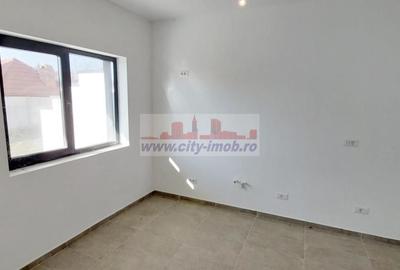 Casă individuală cu 4 camere decomandat cu Canalizare în Ostratu - 6