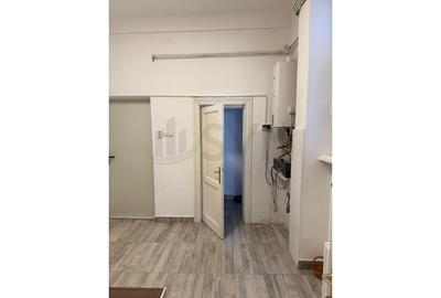 Apartament cu 3 camere semidecomandat în P-ța Romană - 9
