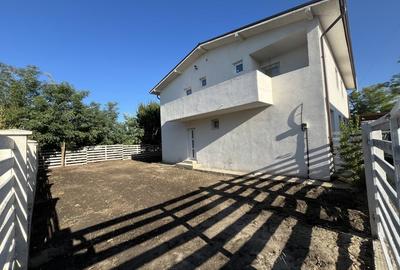 Duplex cu 5 camere cu Canalizare în Valu lui Traian - 2