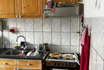 Casă cu 4 camere cu Teren 199 Mp în Calea Poplăcii