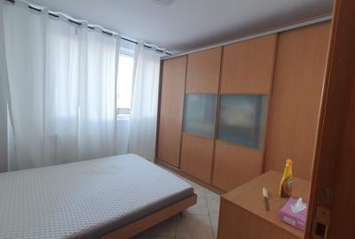 Apartament cu 2 camere semidecomandat, mobilat în 1 Mai - 2