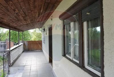 Casa / Vila cu 3 camere de vanzare - 10