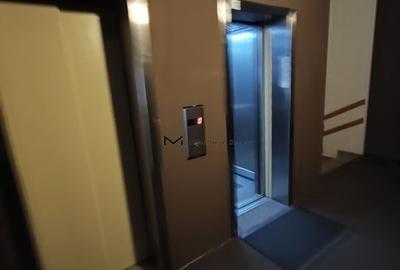 Spațiu Comercial de Închiriat - 380 mp - 2