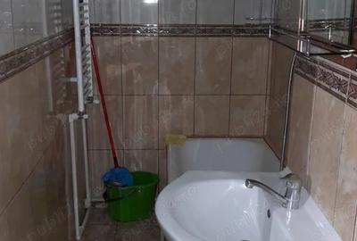 Inchiriez apartament 2 camere mazepa 2 - 3