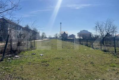 Teren de 700 mp, în Central