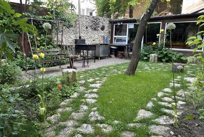 Vand imobil P+2E in Vama Veche central Afacere la cheie - 2