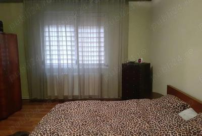 Vanzare Casa din caramida, supr. totala este de 387.mp., supr. const.121mp., str. Garii cu M. Bravu - 7