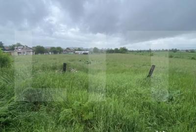 Teren de 648 mp, în Central - 2